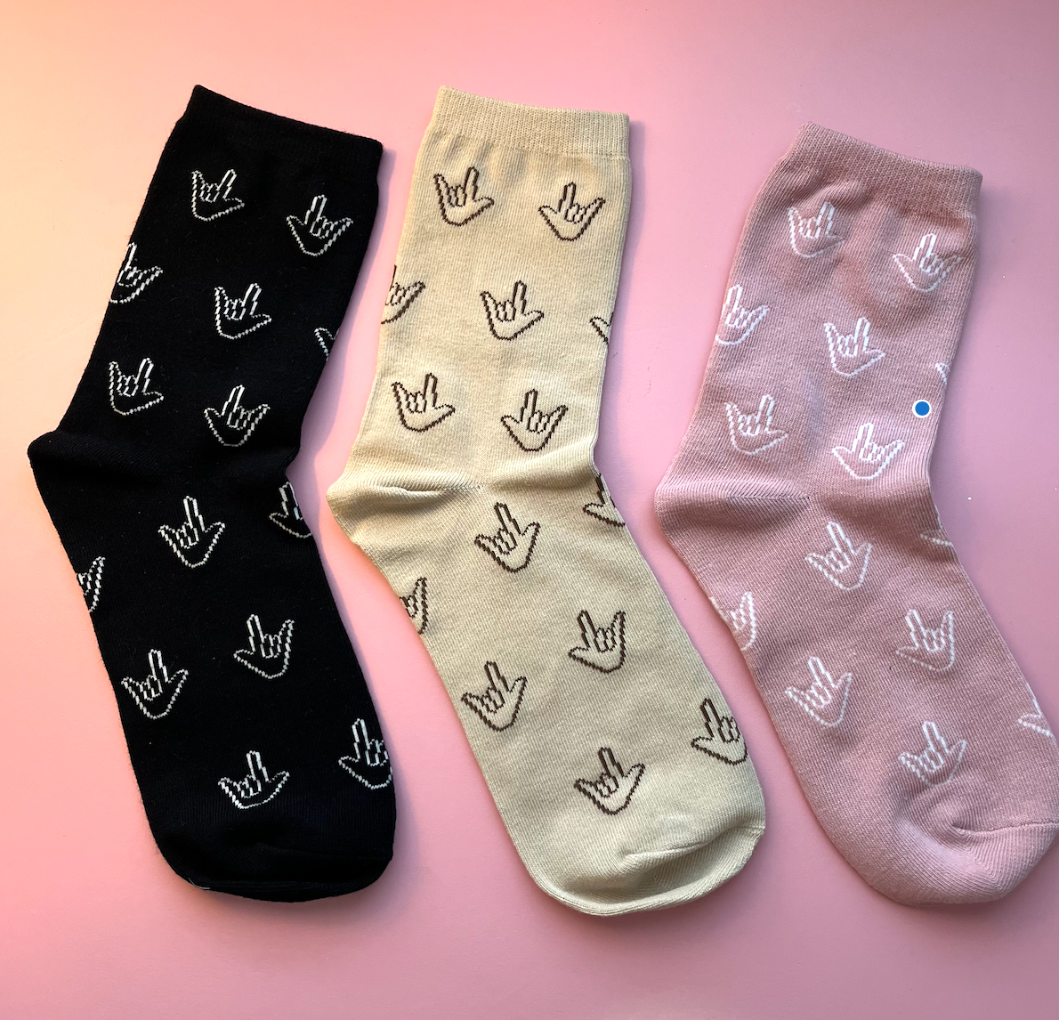 Pixel ILY socks